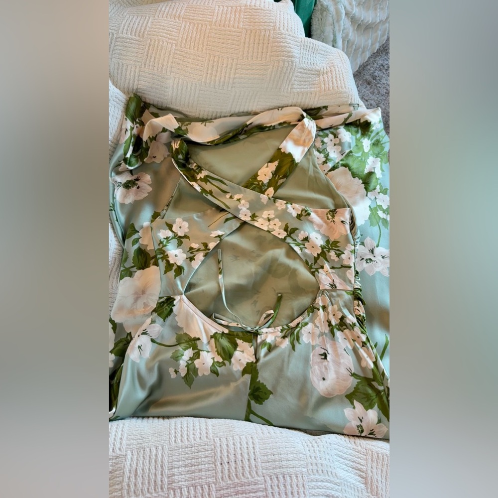 Reformation Anaiis Silk Dress In Tarragon, brand new, never worn, no flaws. - Picture 11 of 16